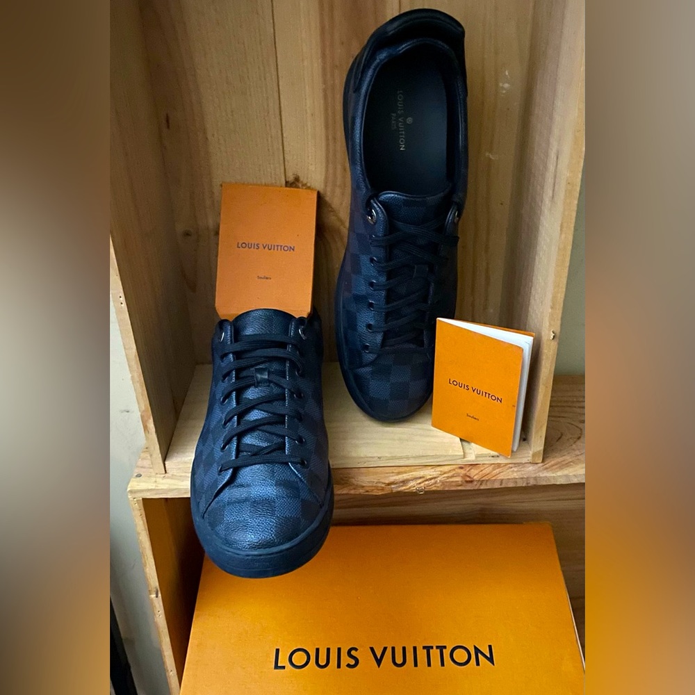 Louis Vuitton Damier Cobalt Frontrow Sneakers